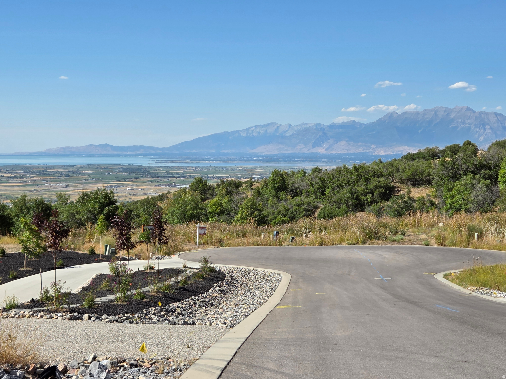 MOUNTAIN OAK ESTATES - Land