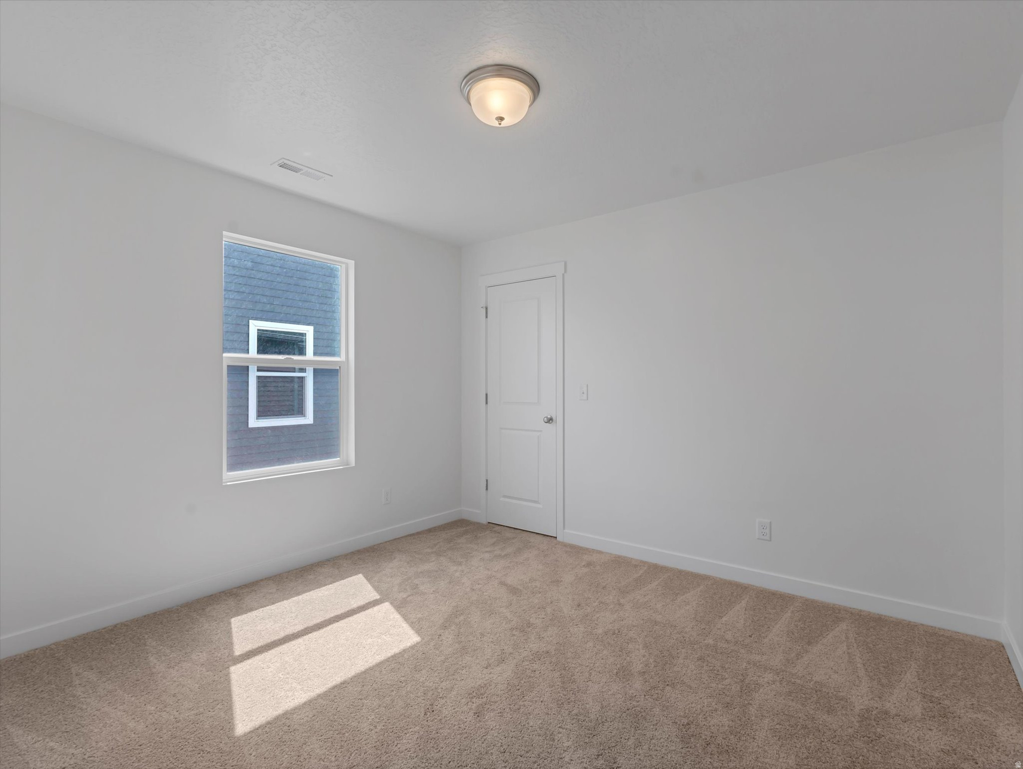 EAGLE VILLAGE - Residential