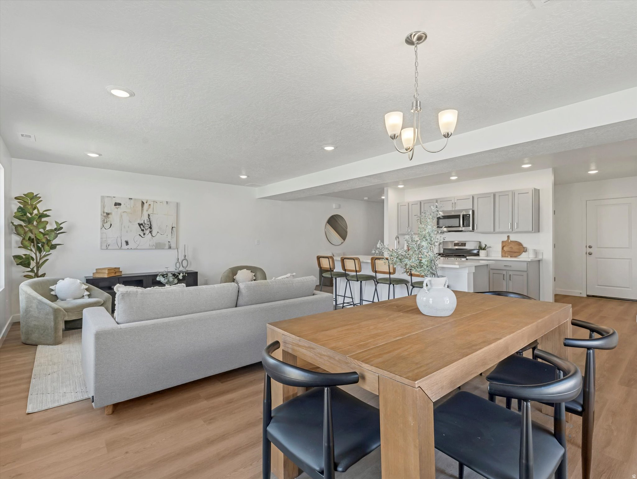 EAGLE VILLAGE - Residential