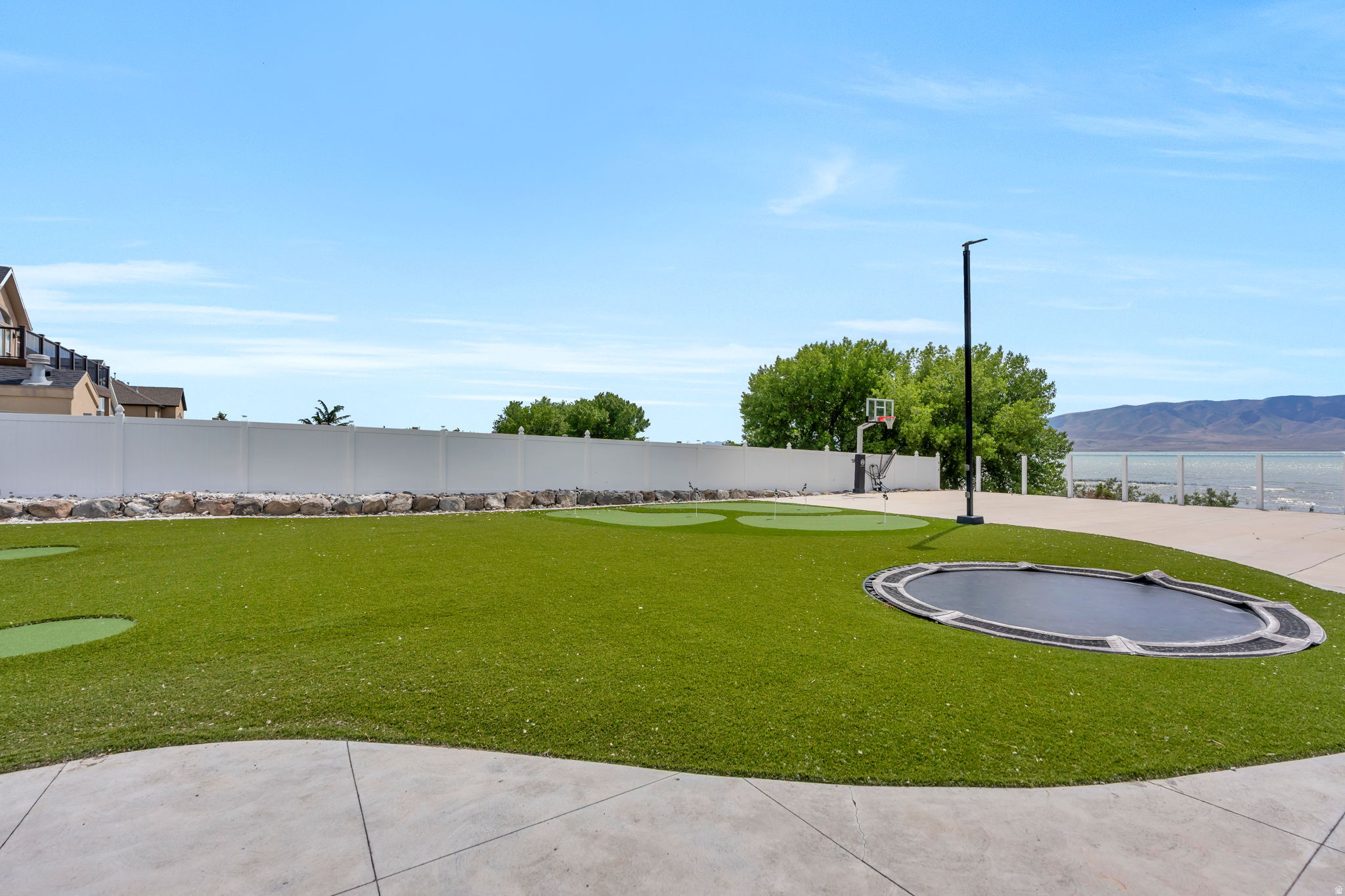 THE SHORES PHASE 1 - Residential