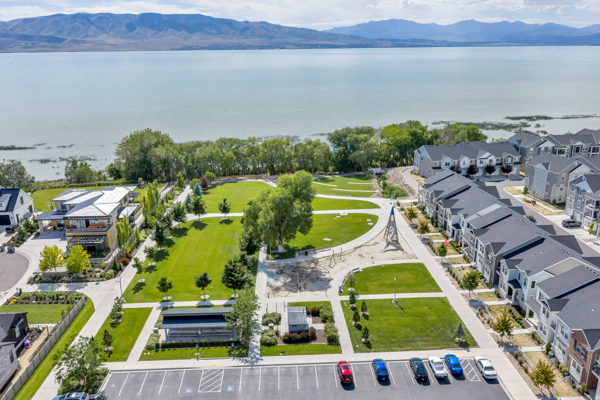 THE SHORES PHASE 1 - Residential
