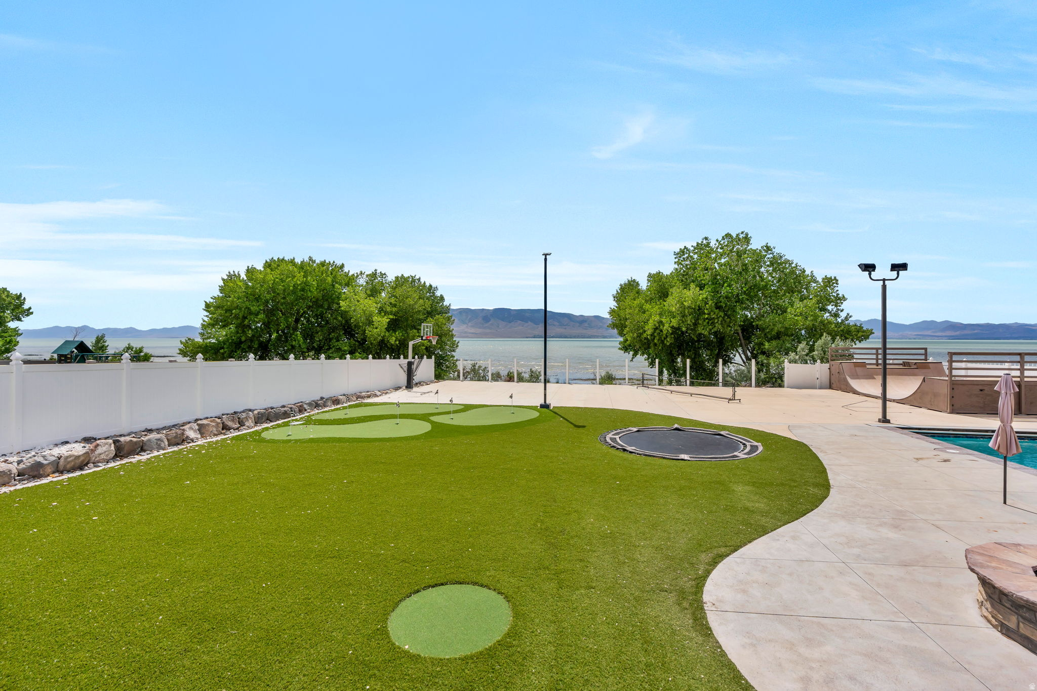 THE SHORES PHASE 1 - Residential