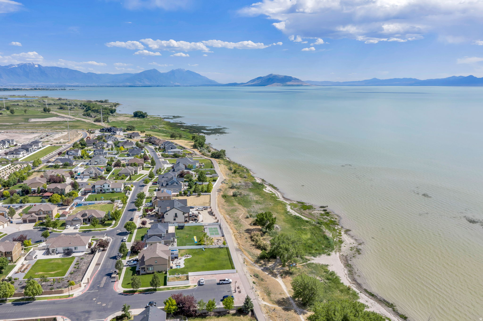 THE SHORES PHASE 1 - Residential
