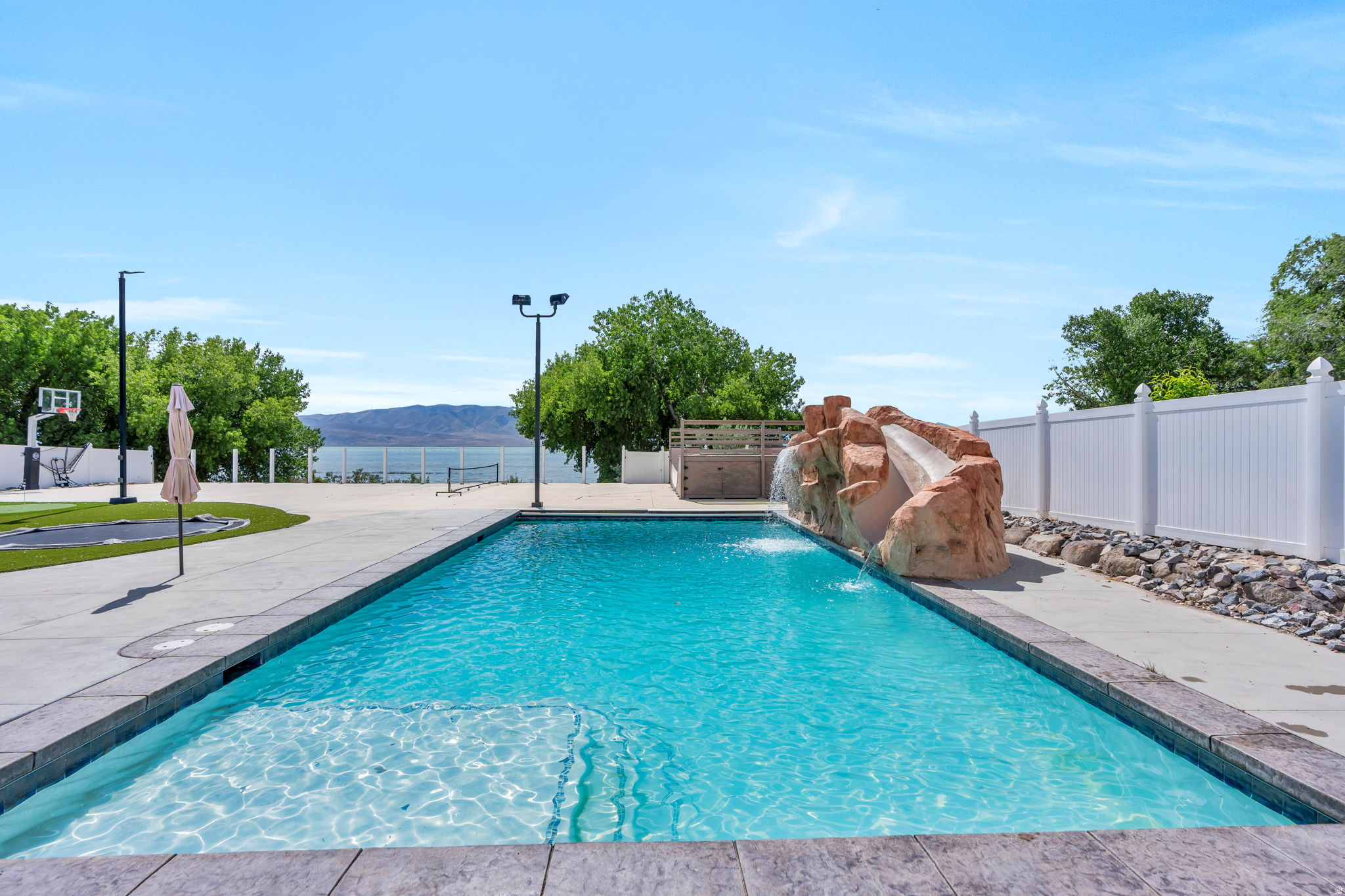 THE SHORES PHASE 1 - Residential