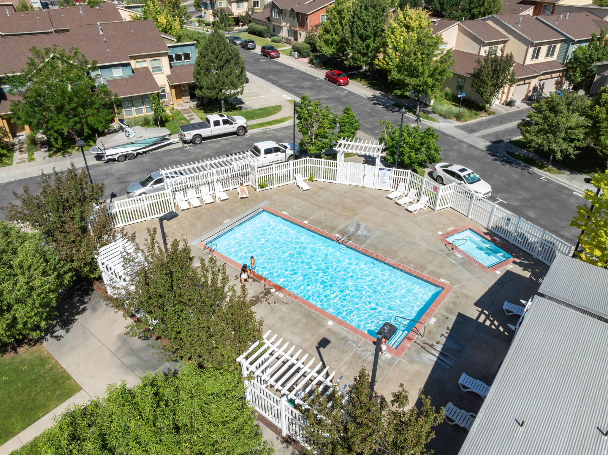 FARMINGTON CROSSING - Residential