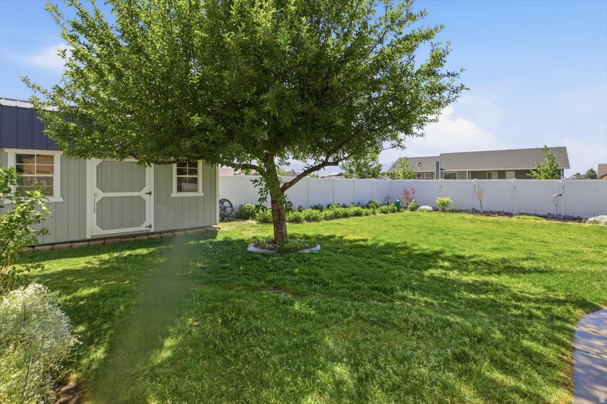 ORCHARD ESTATES - Residential