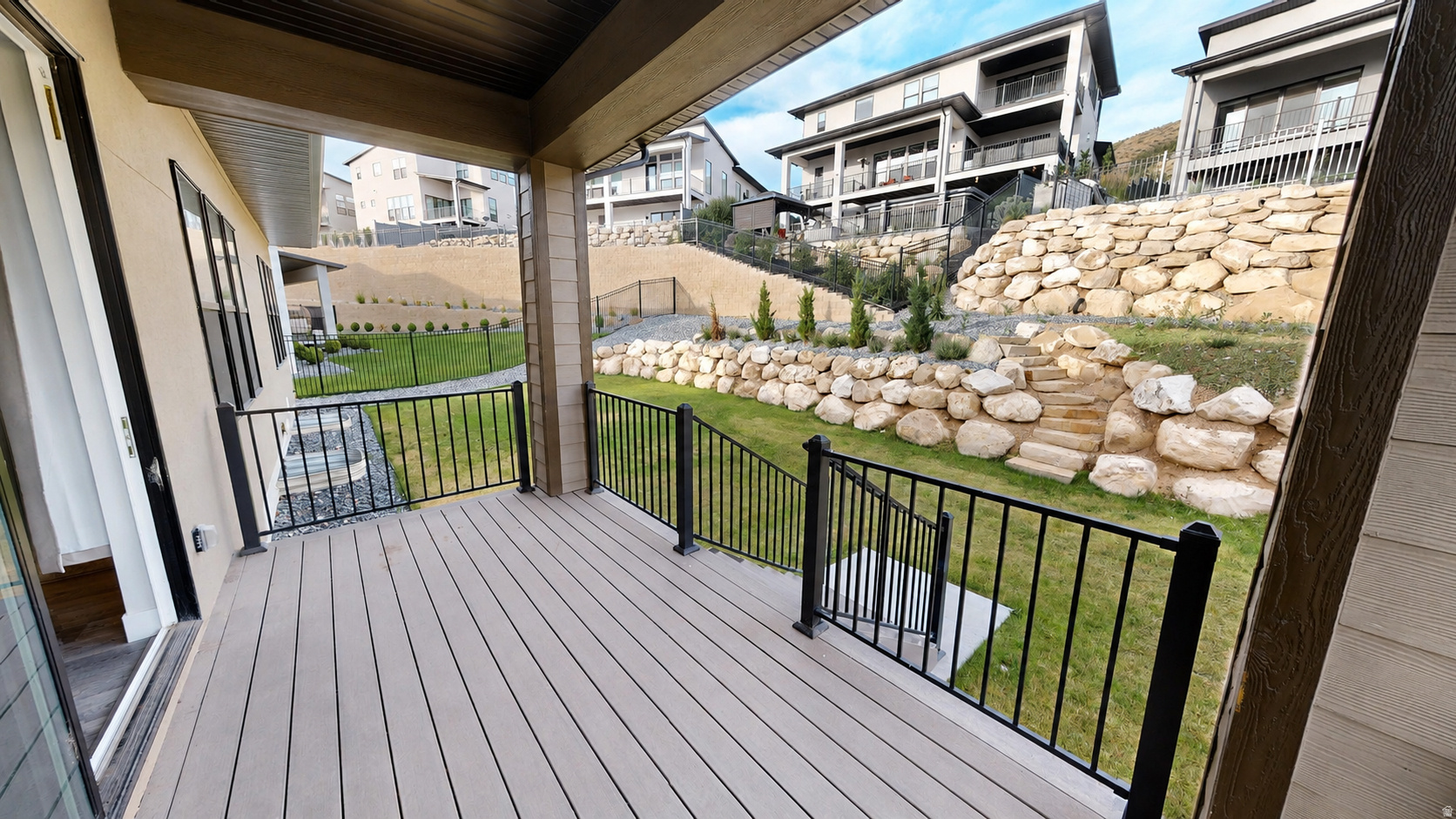 CANYON POINT - Residential
