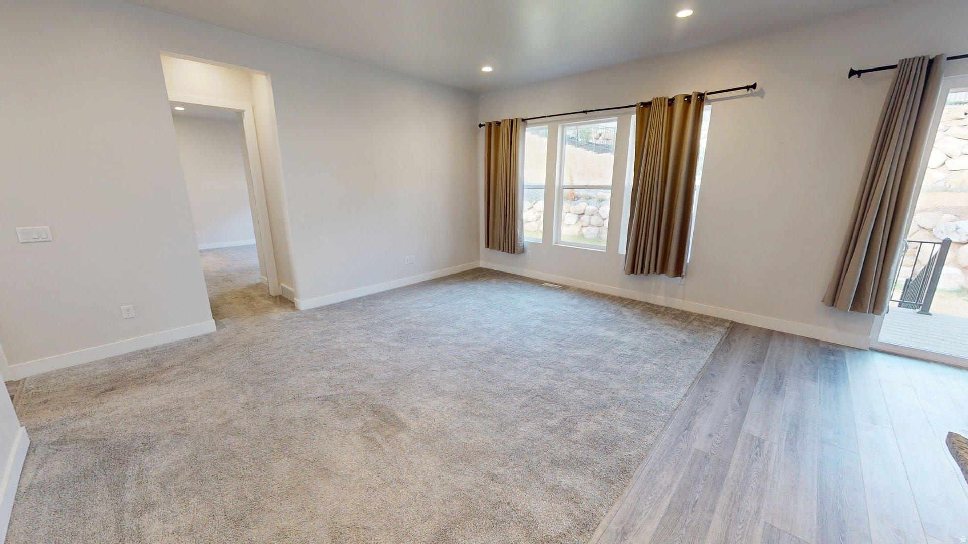 CANYON POINT - Residential