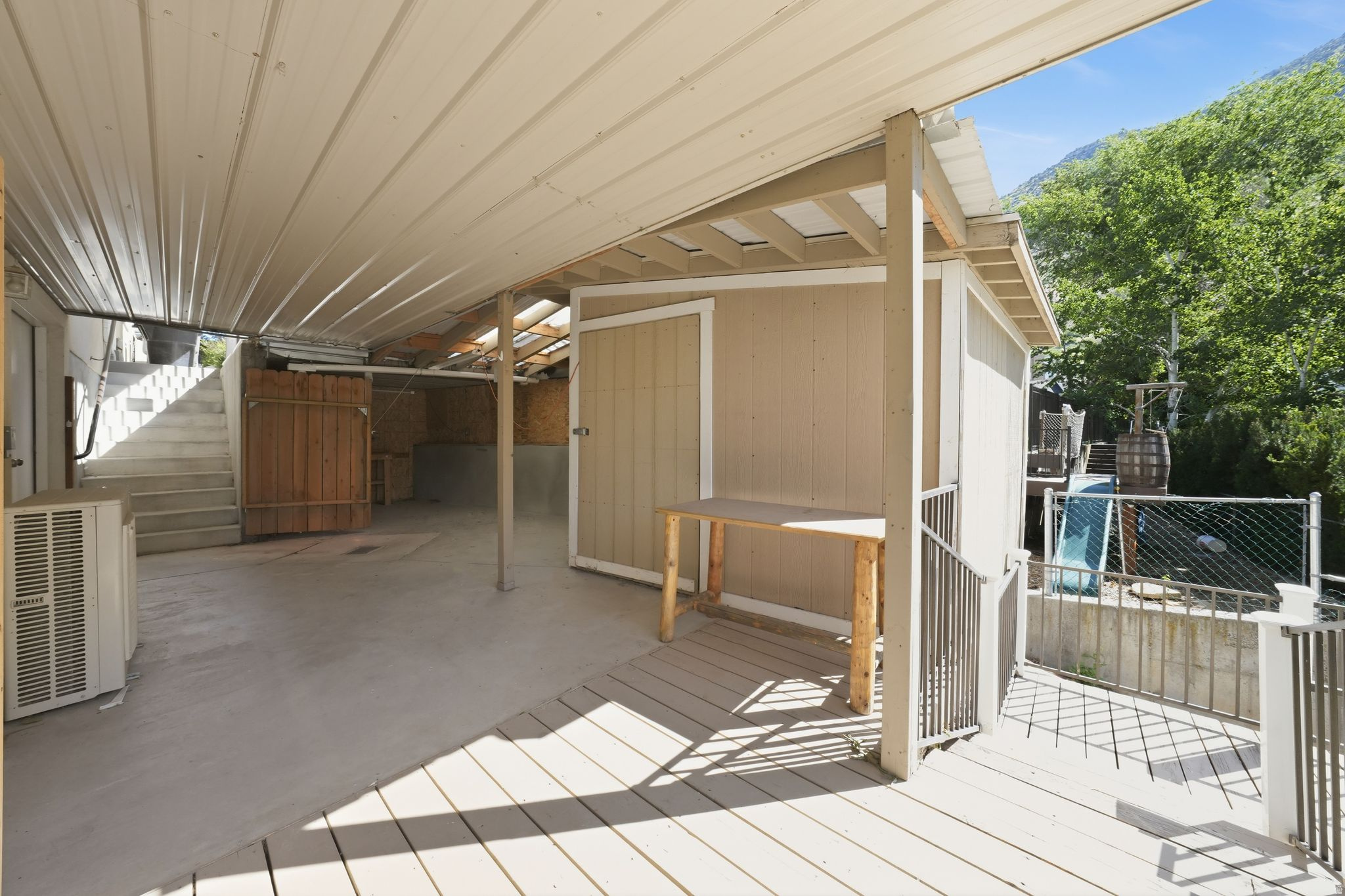 THOUSAND OAKS - Residential