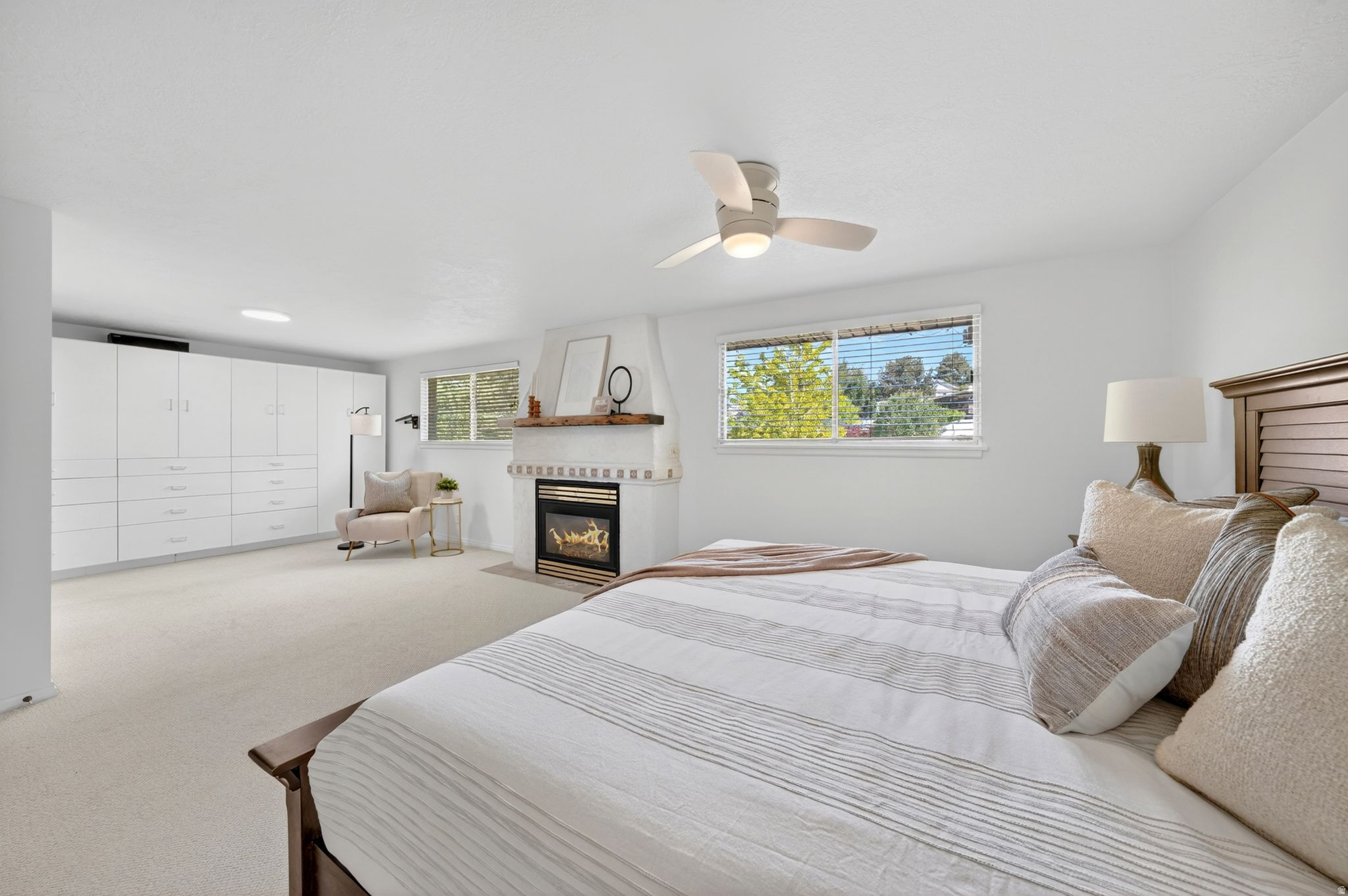THOUSAND OAKS - Residential
