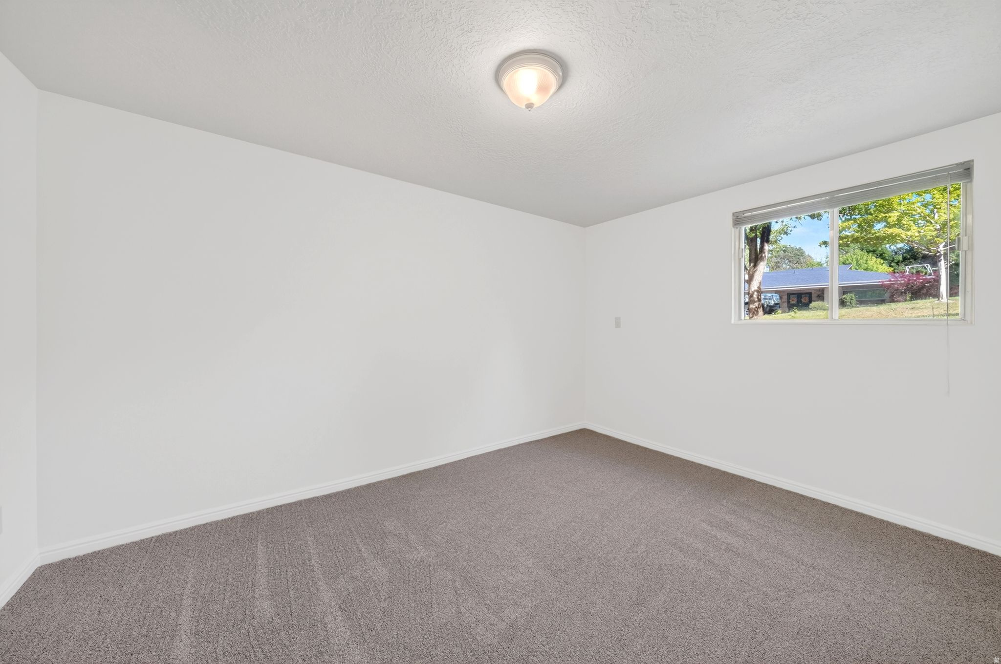 THOUSAND OAKS - Residential