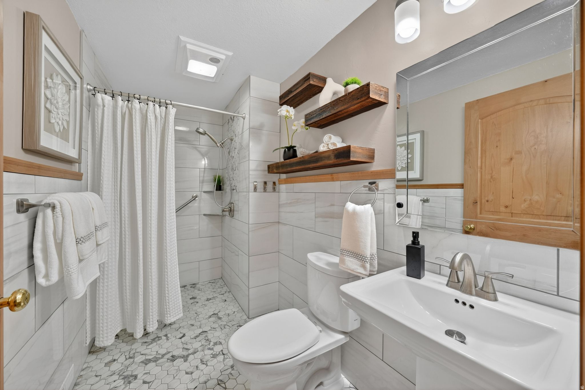 THOUSAND OAKS - Residential