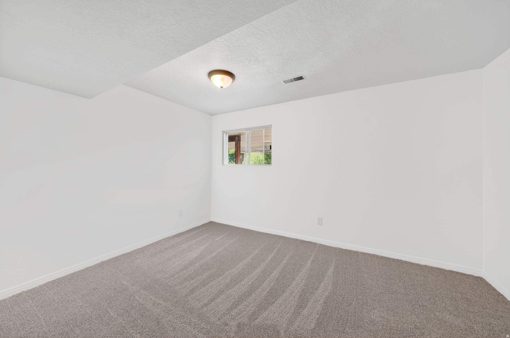 THOUSAND OAKS - Residential