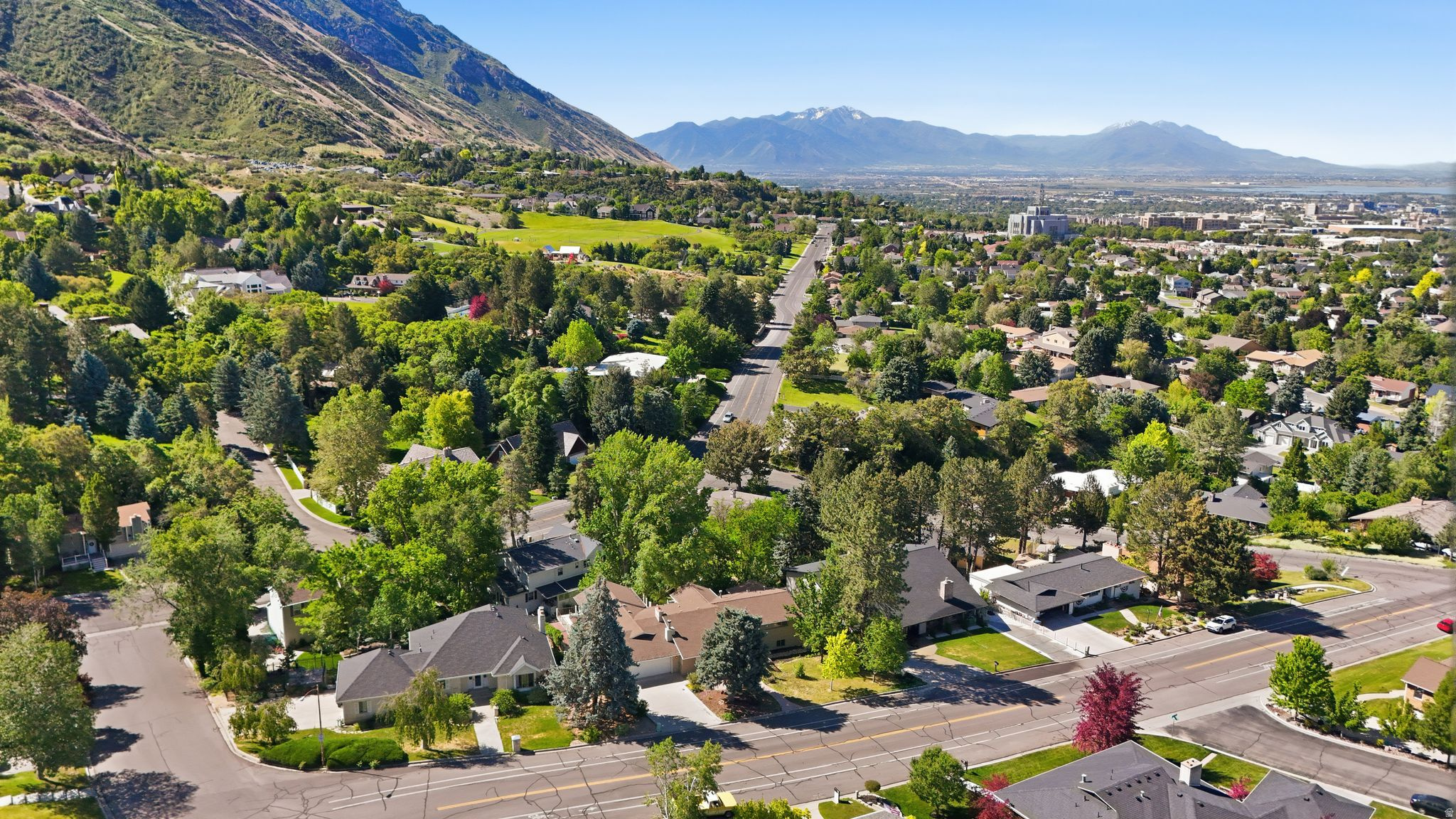 THOUSAND OAKS - Residential