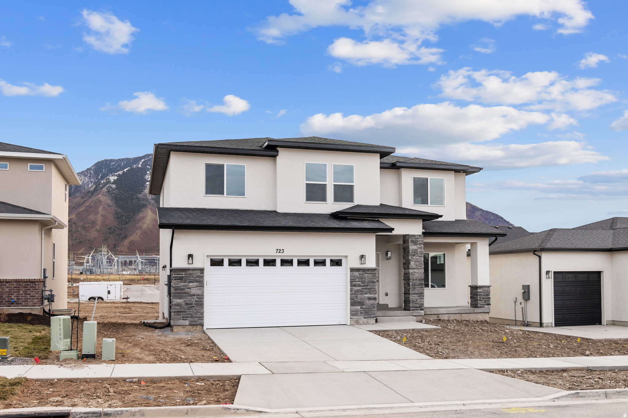 PLAN: ARDEN(3)3800,Plan(3)PKG$00k.  Sample@377 N 2350 E Spanish Fork.  PHOTO: ShowsUpgrades.  GARAGE: 3Car.  BSMT: Exit$15k.  STATUS: ToBeBuilt.  LOTS: .25-1.0,PremiumsGradesVary.  LSCAPE: Yes. HOA: NA. DESIGN/BUILD: 6Months/10YrWarranty. 'BuyerVerifyAll'