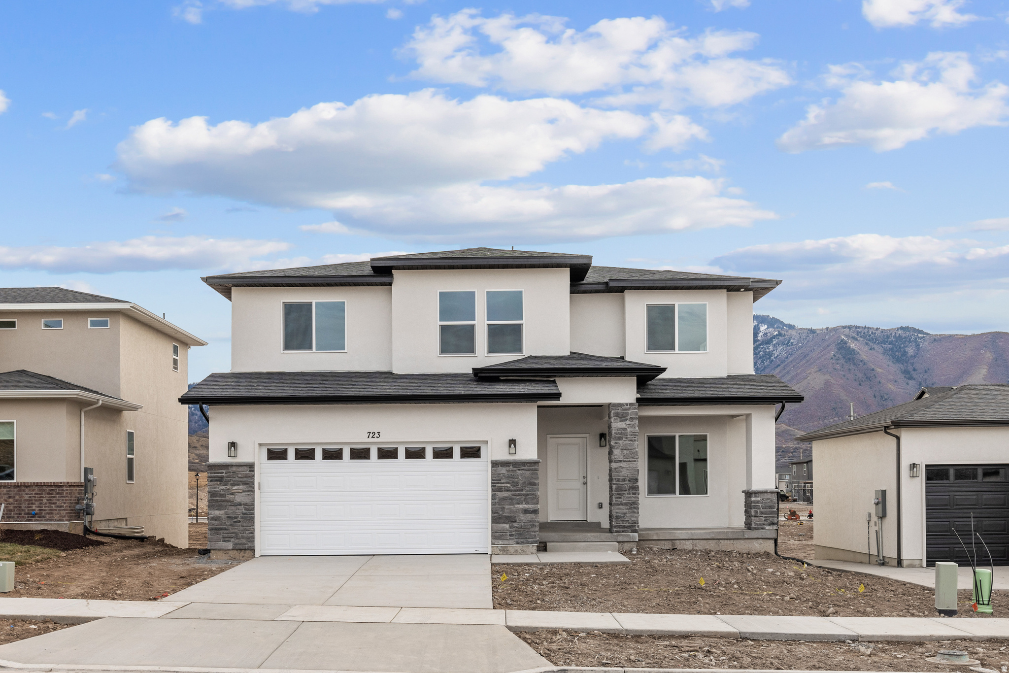 OAKRIDGE COVE - Residential