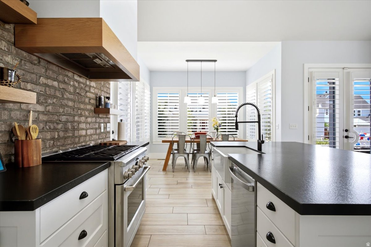 THE ISLAND DAYBREAK - Residential