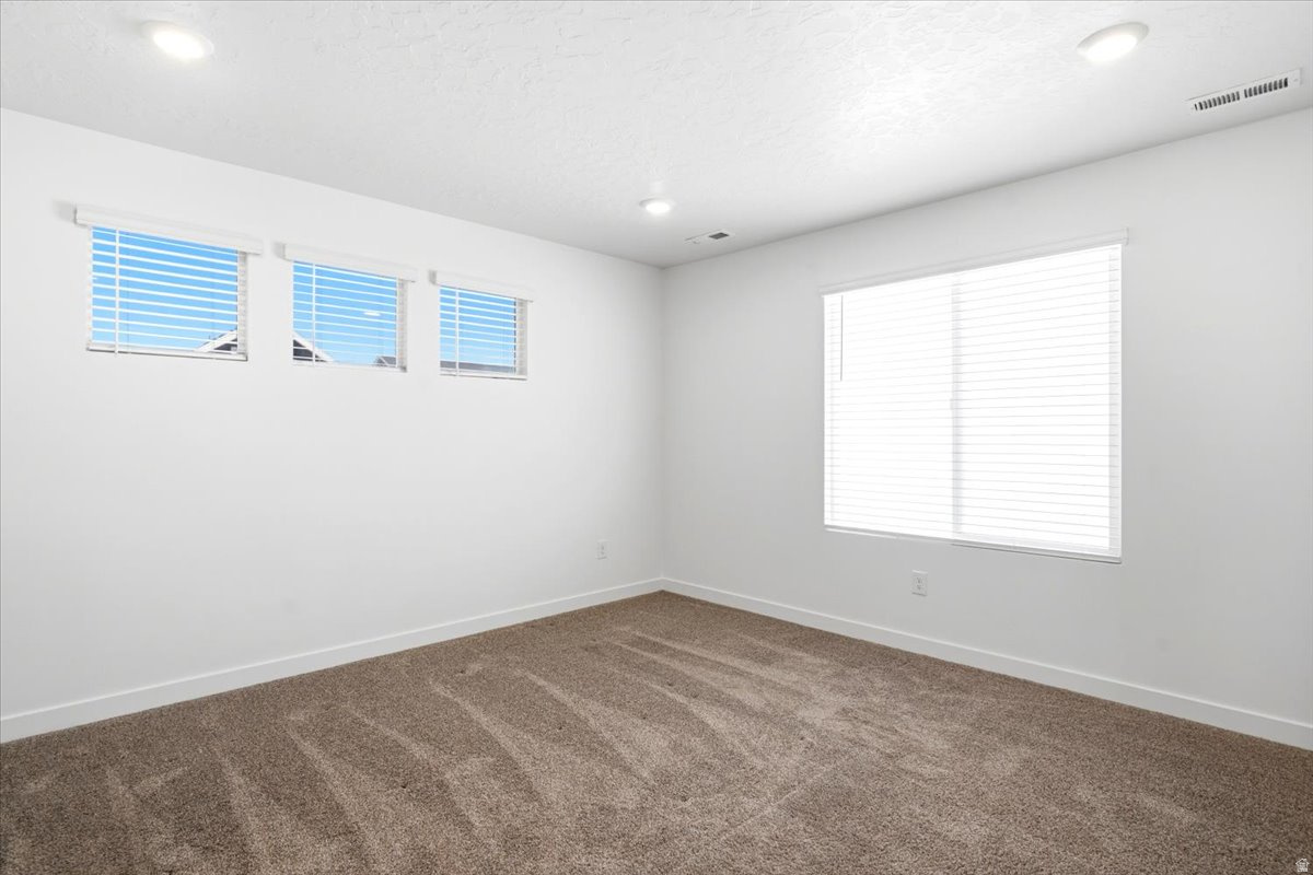 QUIET VALLEY - Residential