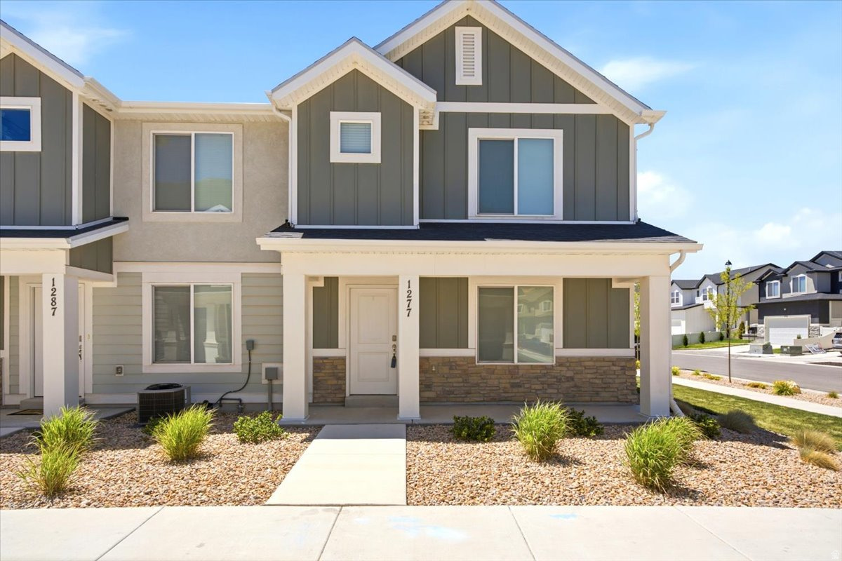 Beautiful end-unit townhome featuring an open-concept floor plan, stylish kitchen with quartz countertops, stainless steel appliances, gas cooking, and durable laminate flooring. Upstairs offers 3 spacious bedrooms, including a primary suite with a private bath and walk-in closet, plus a convenient laundry room. Enjoy a huge 20x20 7' tall crawl space for storage, a 2-car garage, and smart home features including a smart garage door opener, smart light switches, and a front door keypad. Located in Quiet Valley with access to a community pool, pickleball courts, and nearby hiking and biking trails. Comfort, convenience, and lifestyle all in one!
