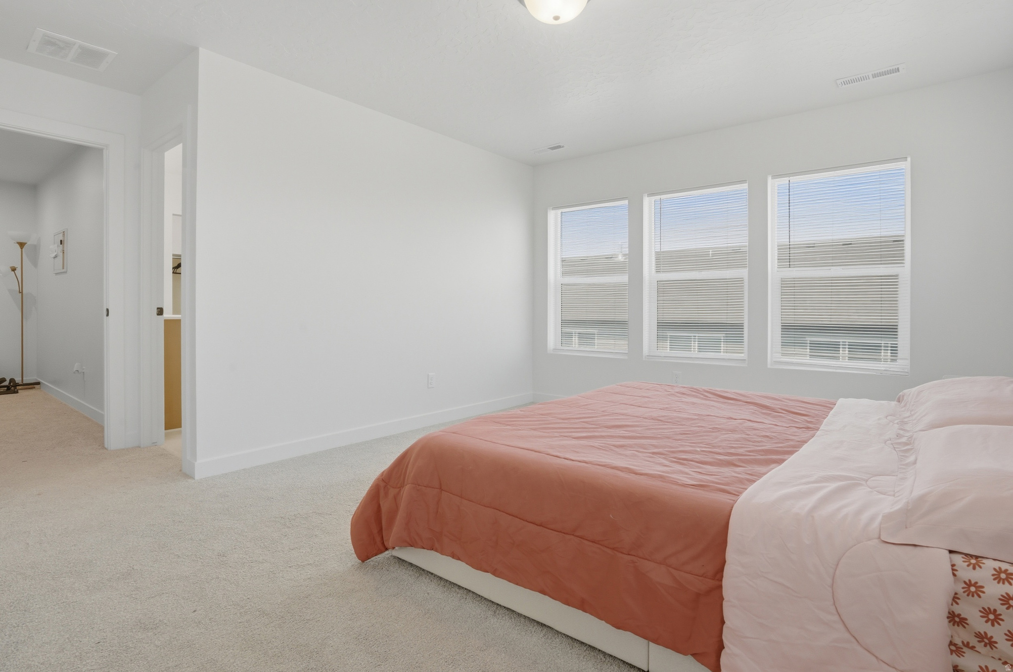 EAGLE HEIGHTS - Residential