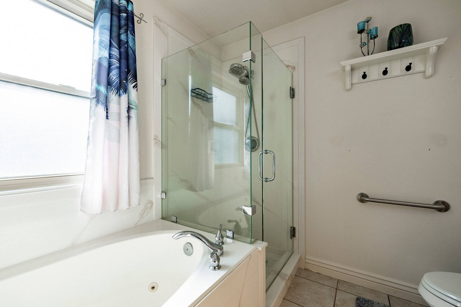 LINDA VISTA MEADOWS - Residential