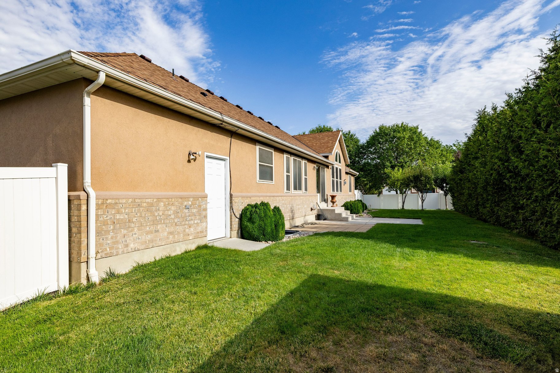 LINDA VISTA MEADOWS - Residential