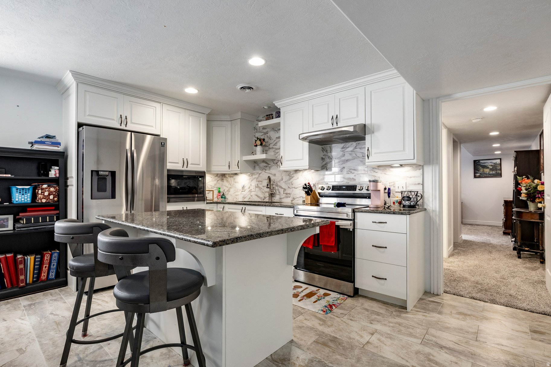 LINDA VISTA MEADOWS - Residential