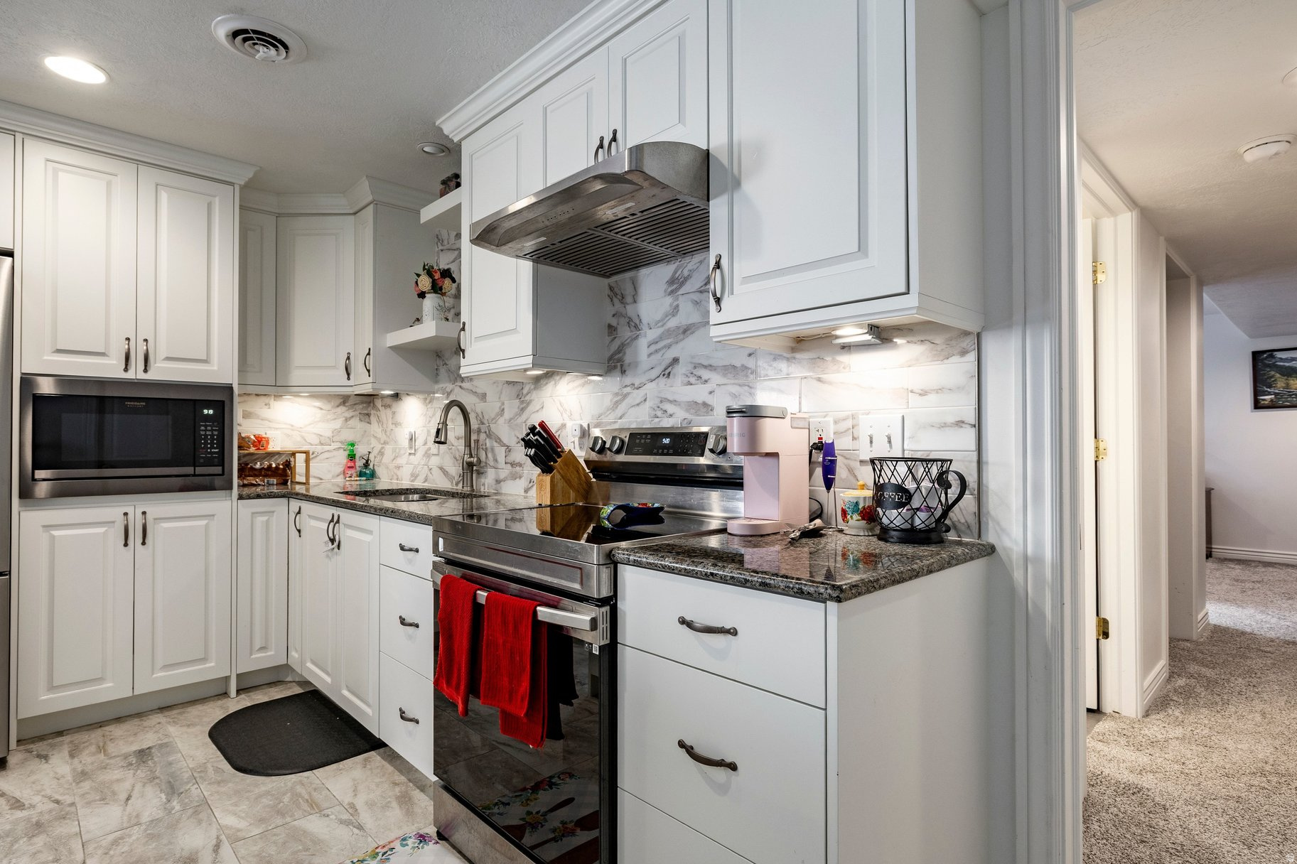 LINDA VISTA MEADOWS - Residential
