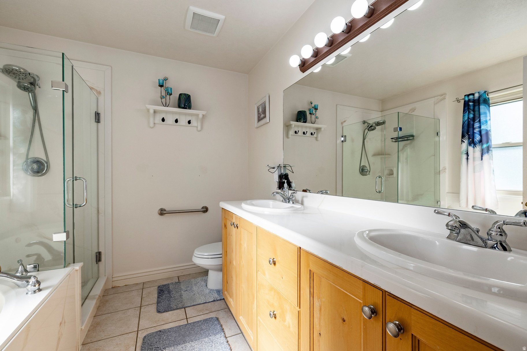 LINDA VISTA MEADOWS - Residential