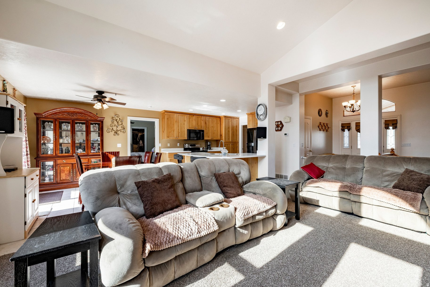 LINDA VISTA MEADOWS - Residential