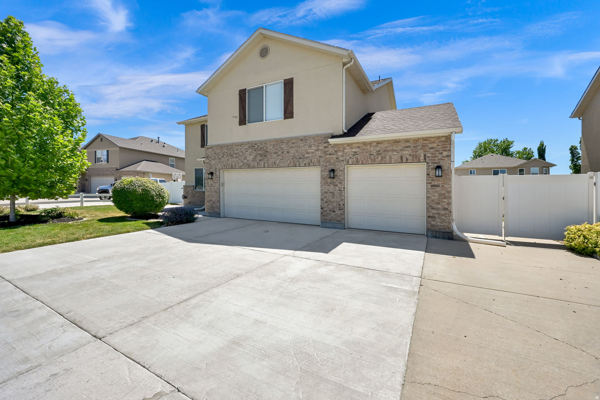 PHEASANT BROOK - Residential