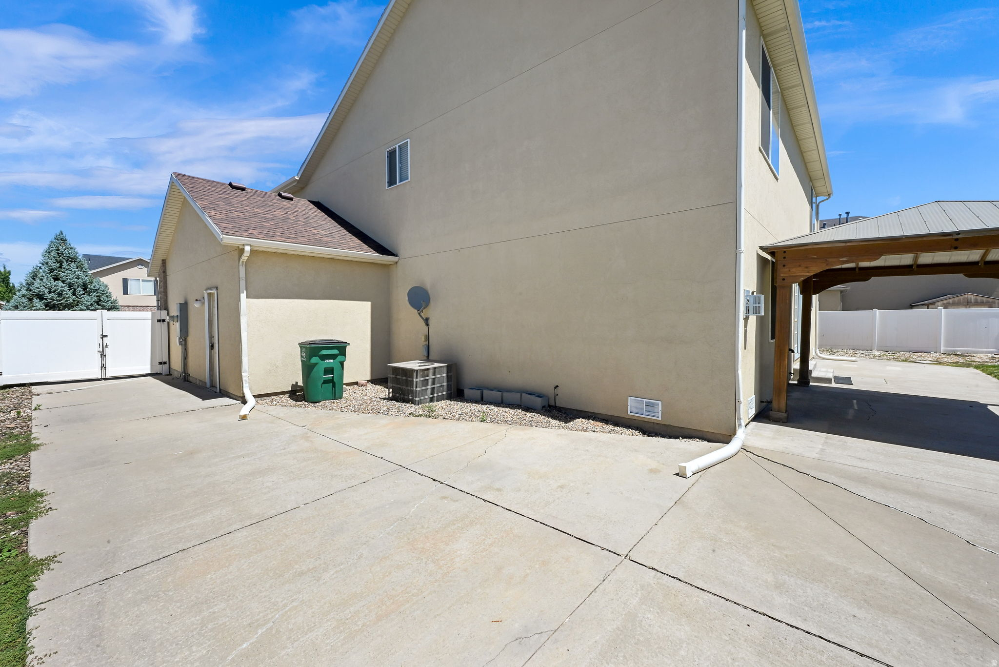 PHEASANT BROOK - Residential
