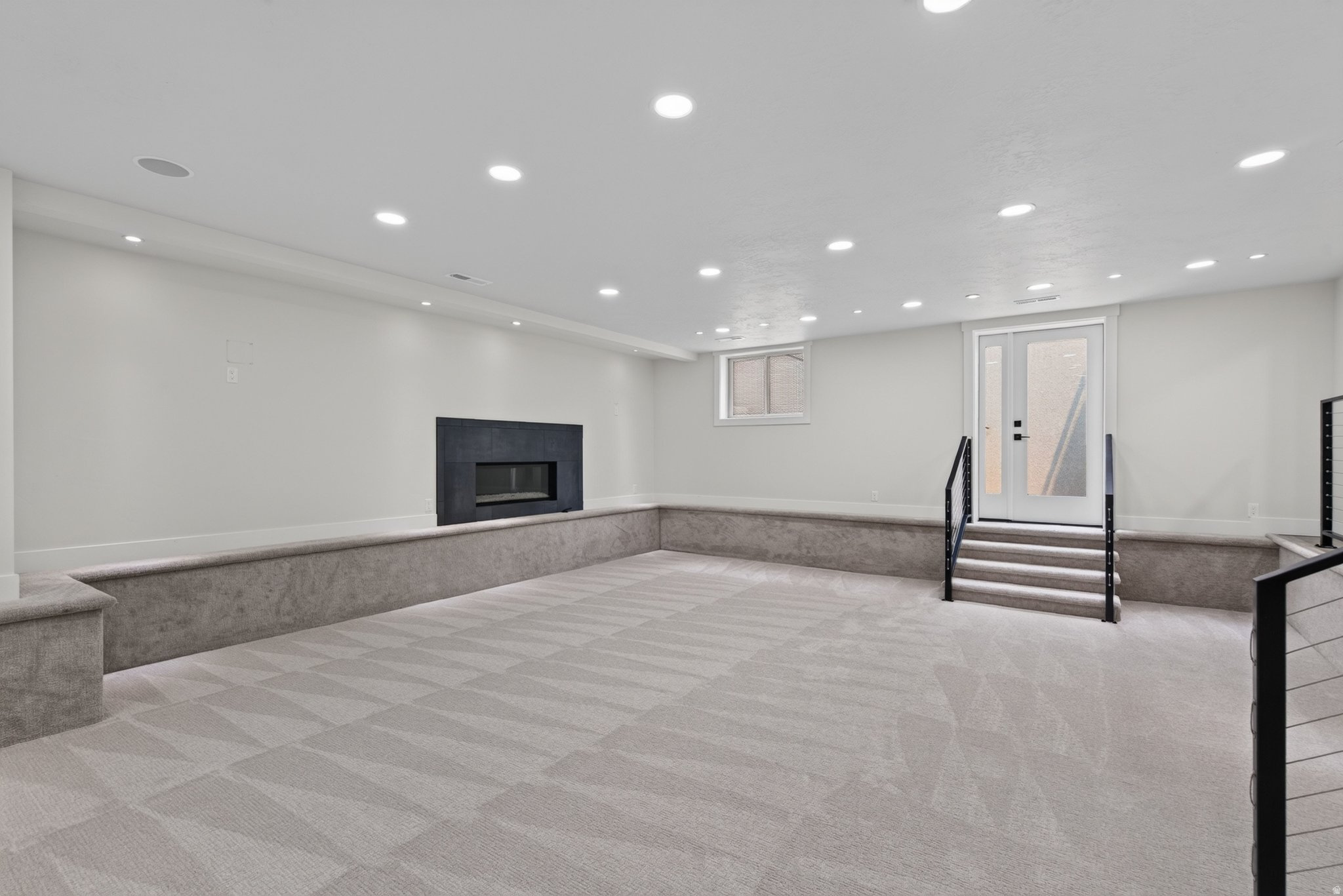 MAPLEWOOD - Residential