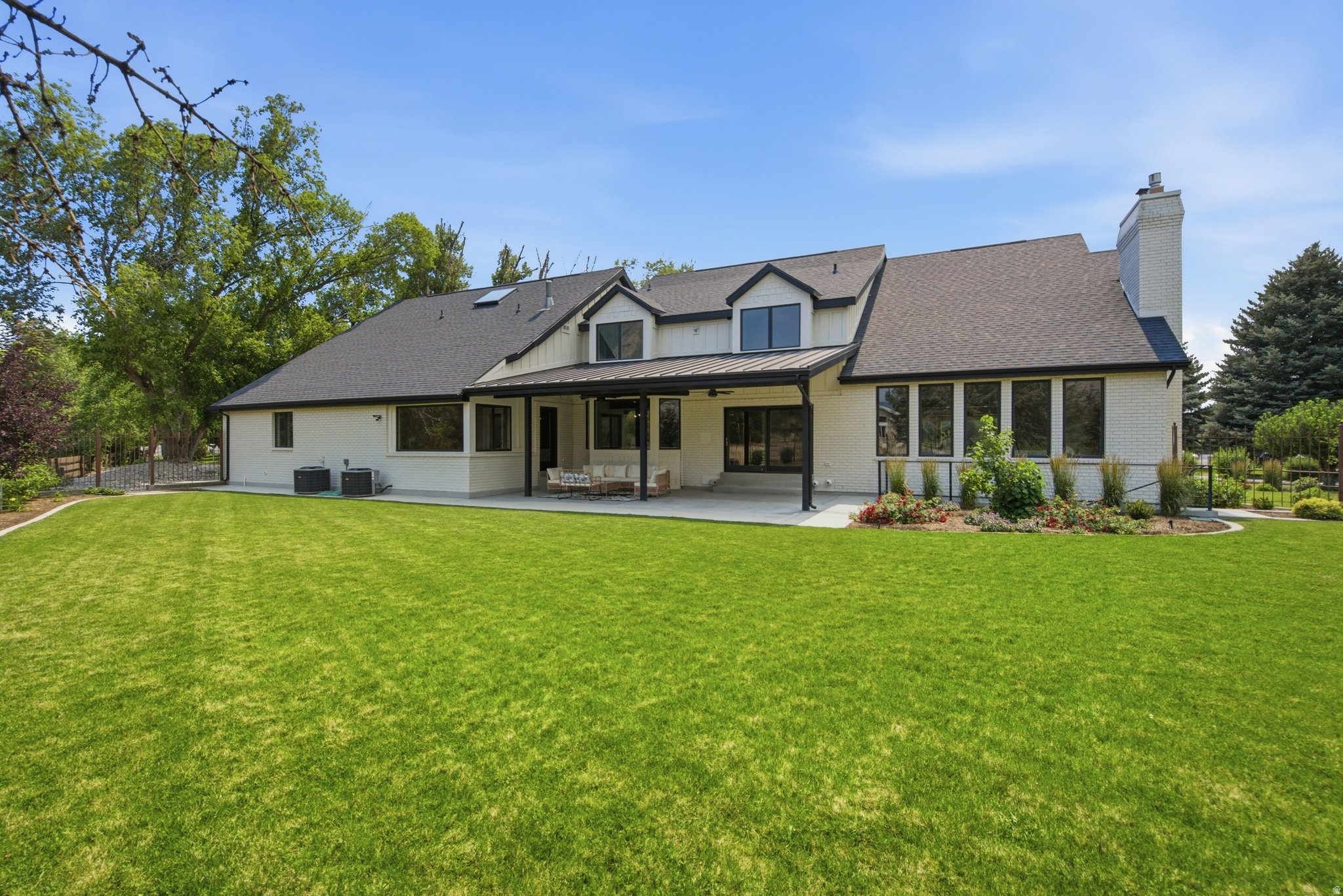 MAPLEWOOD - Residential