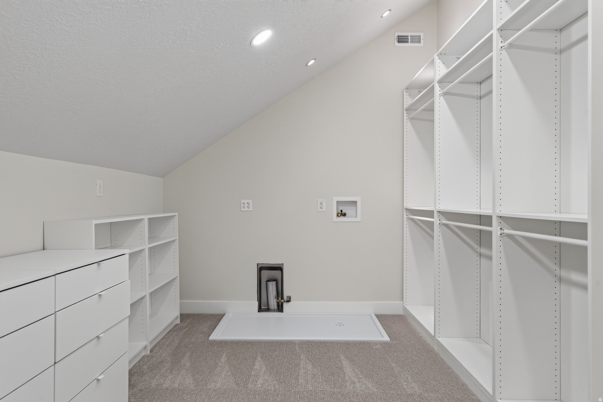 MAPLEWOOD - Residential