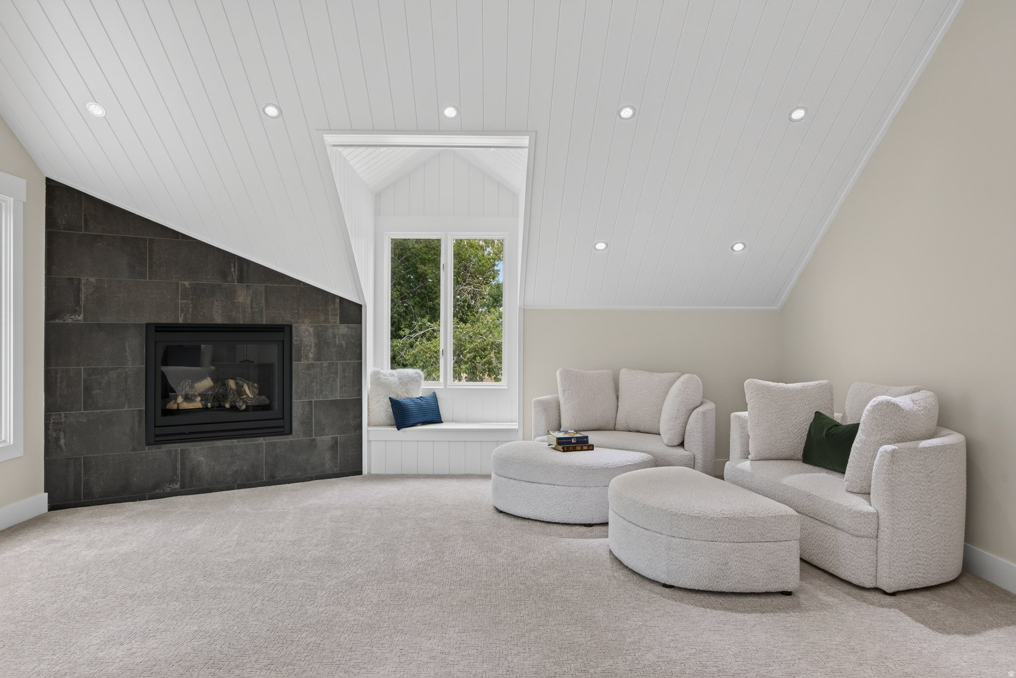MAPLEWOOD - Residential