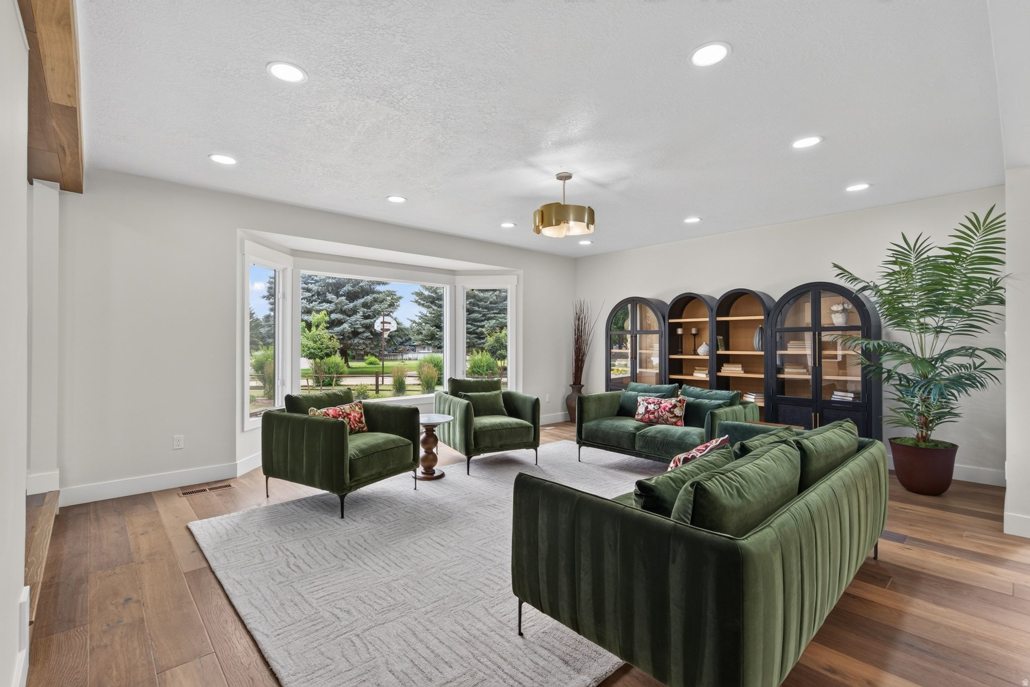 MAPLEWOOD - Residential