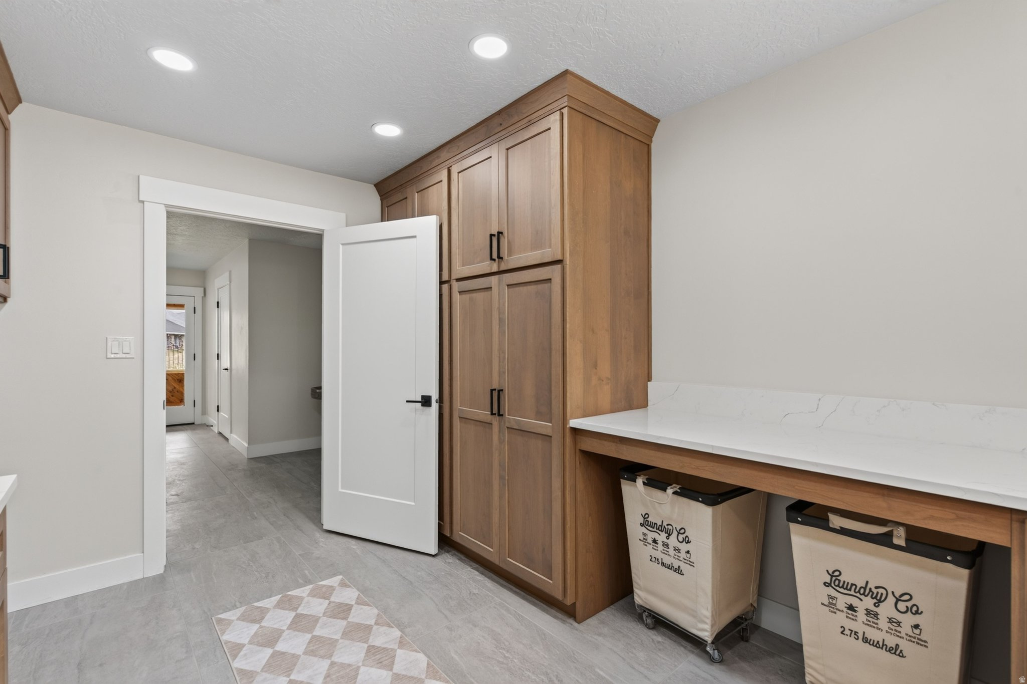 MAPLEWOOD - Residential