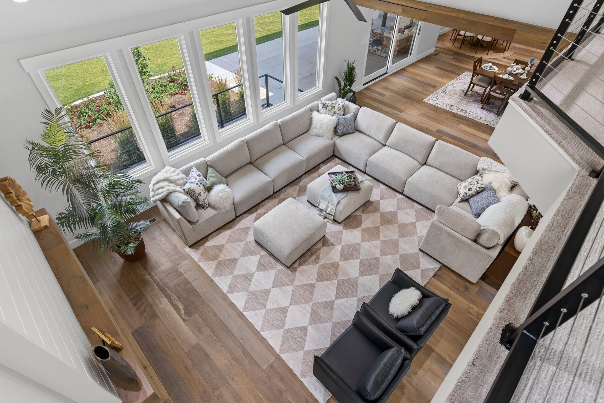 MAPLEWOOD - Residential