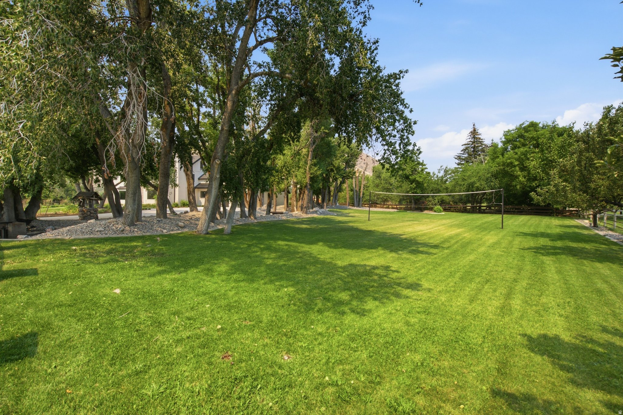 MAPLEWOOD - Residential