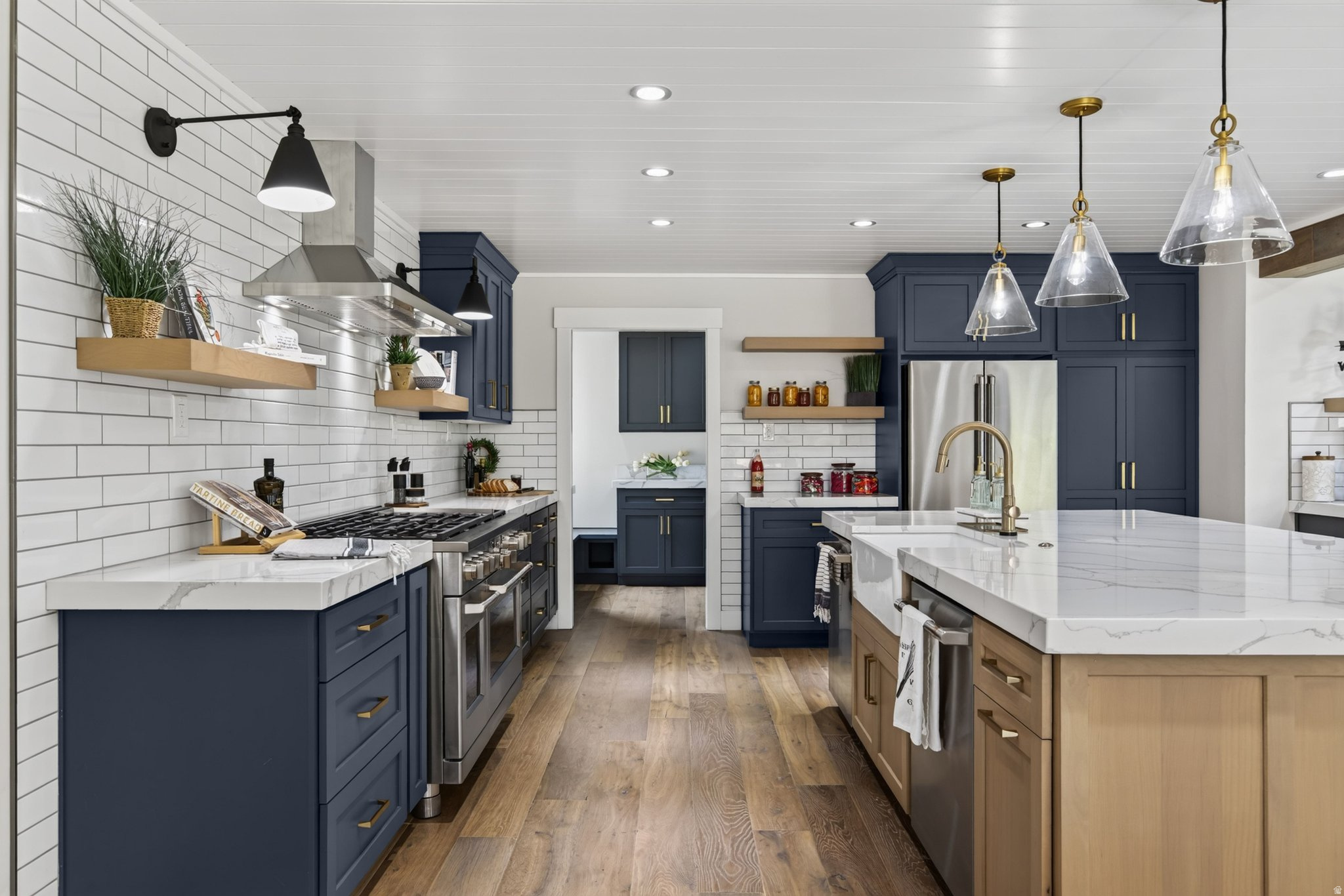 MAPLEWOOD - Residential