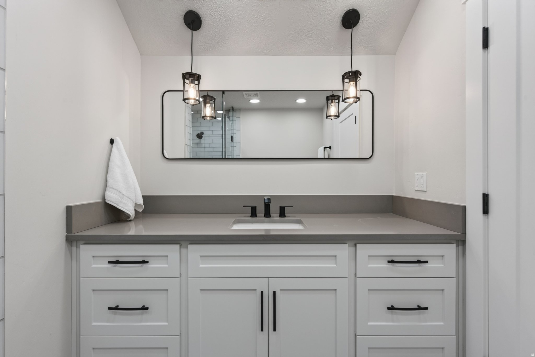 MAPLEWOOD - Residential