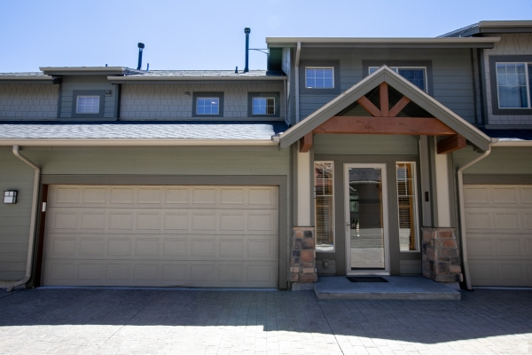 FOX POINT AT REDSTONE - Residential