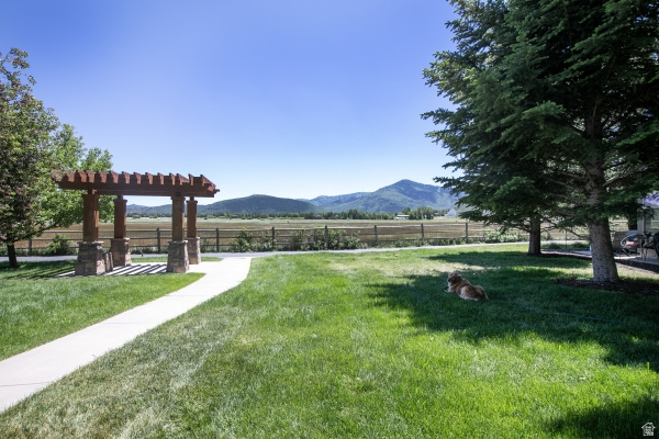 FOX POINT AT REDSTONE - Residential
