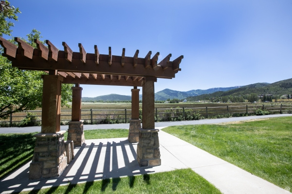 FOX POINT AT REDSTONE - Residential