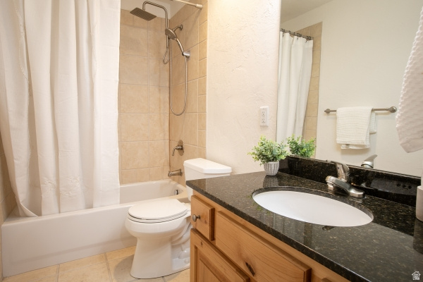 FOX POINT AT REDSTONE - Residential