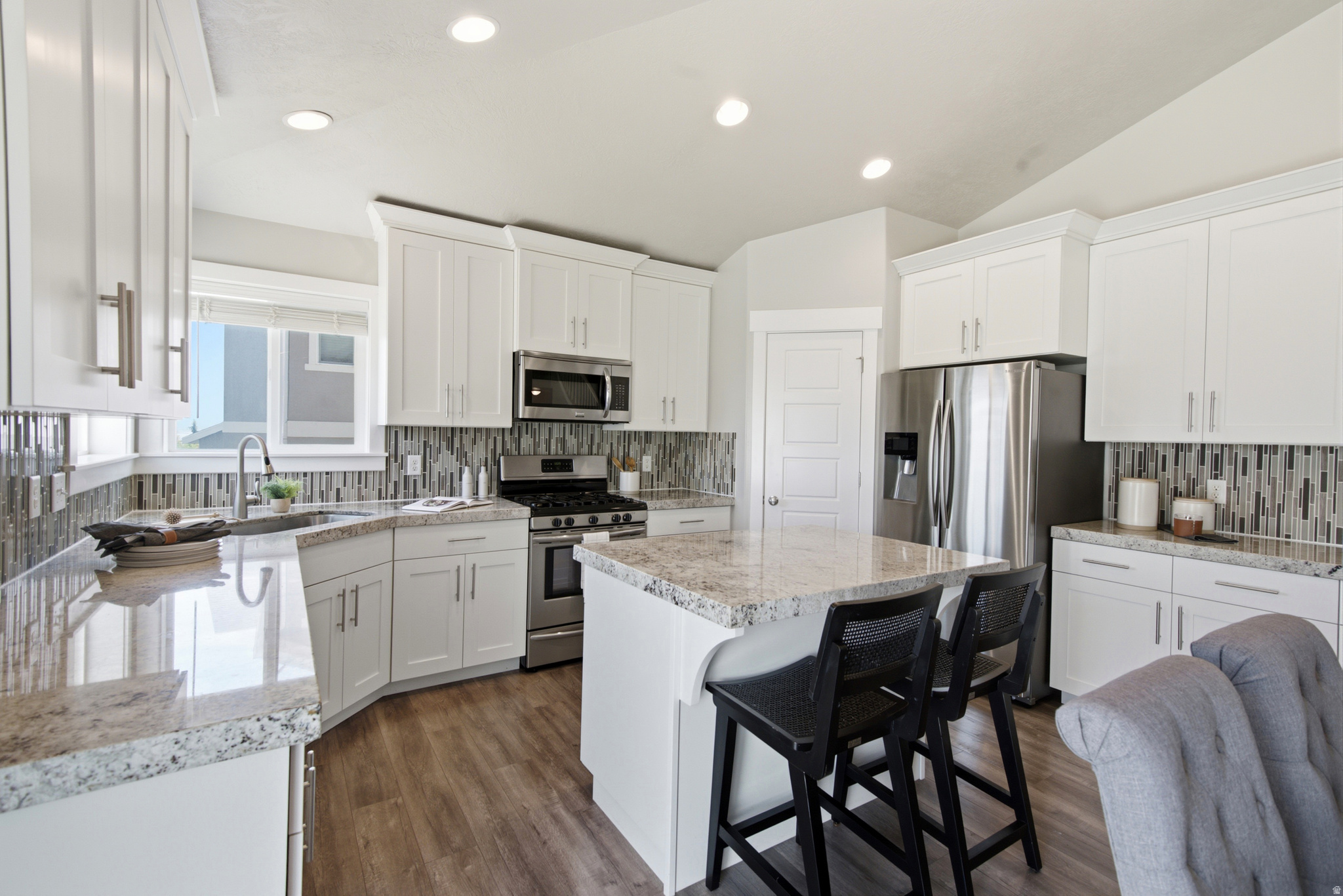 FOX HOLLOW - Residential