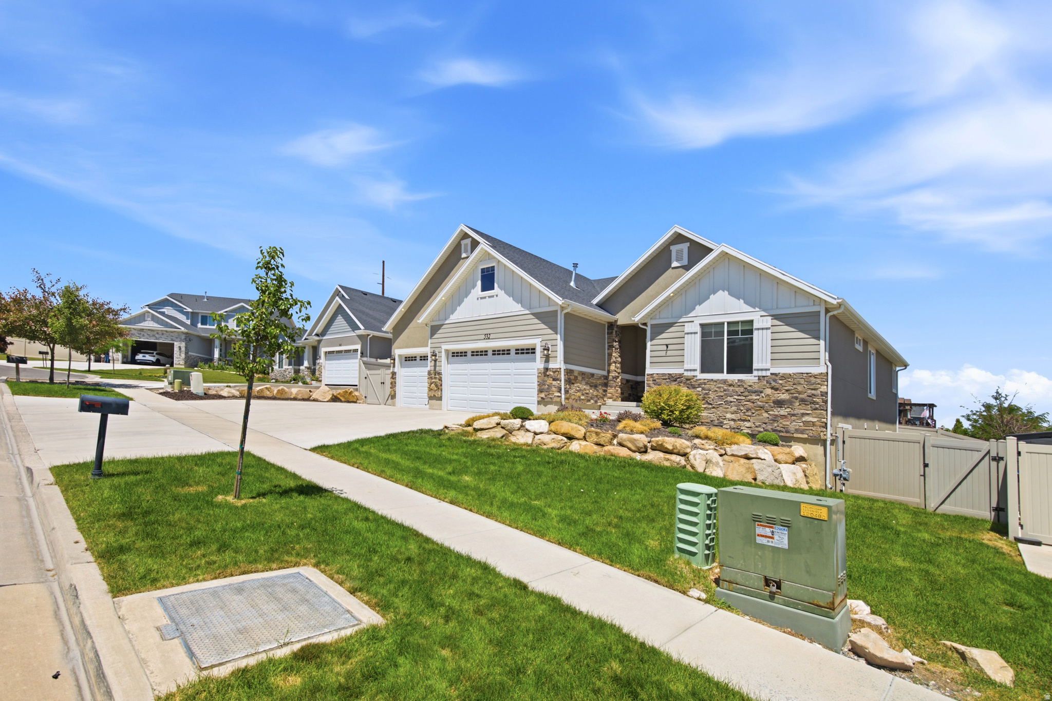 FOX HOLLOW - Residential