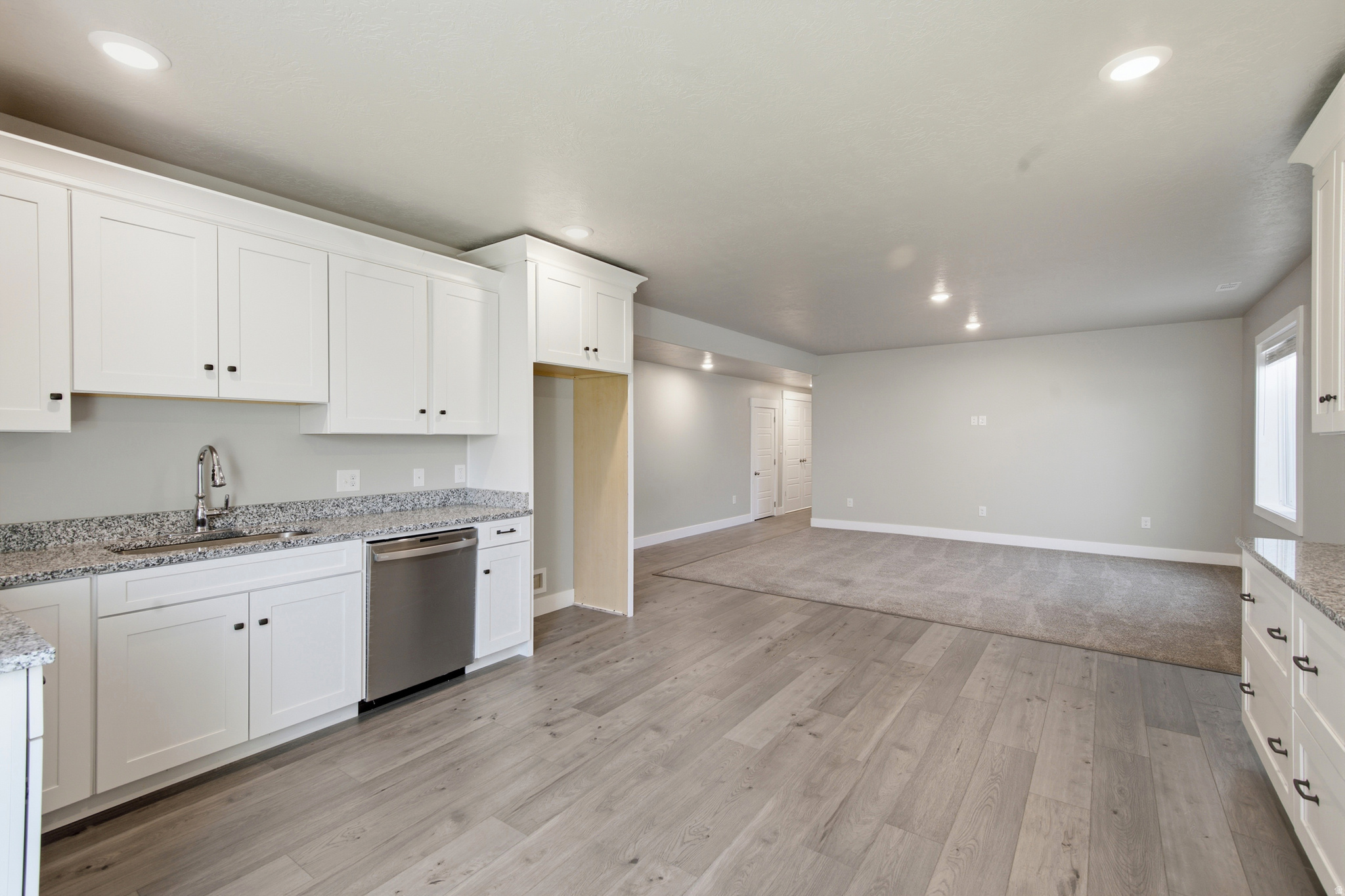 FOX HOLLOW - Residential