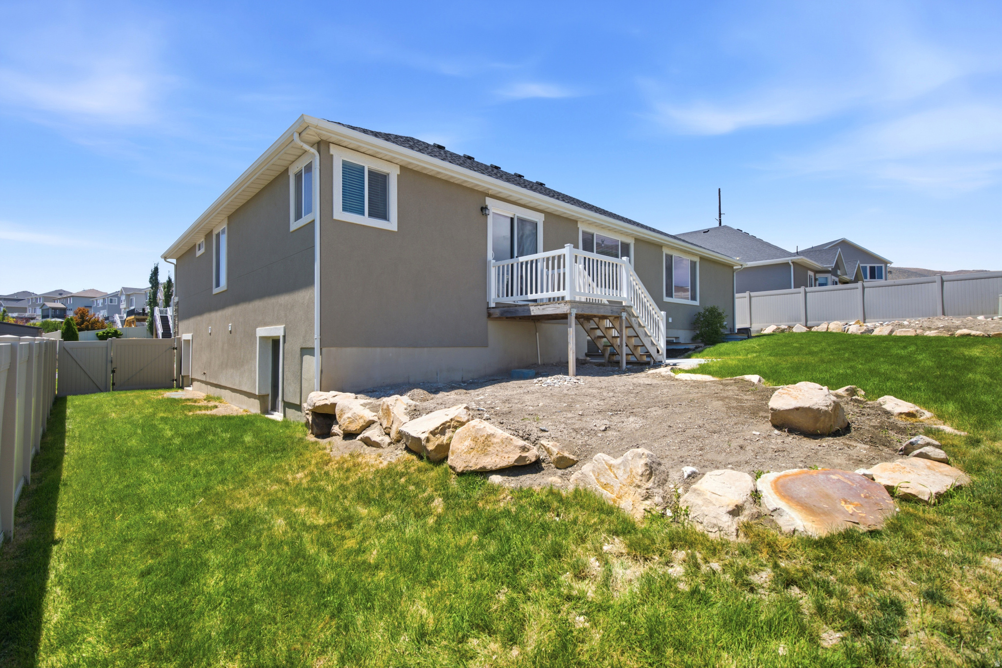 FOX HOLLOW - Residential